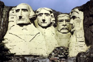 Lego - Mount Rushmore bygget i legoklodser